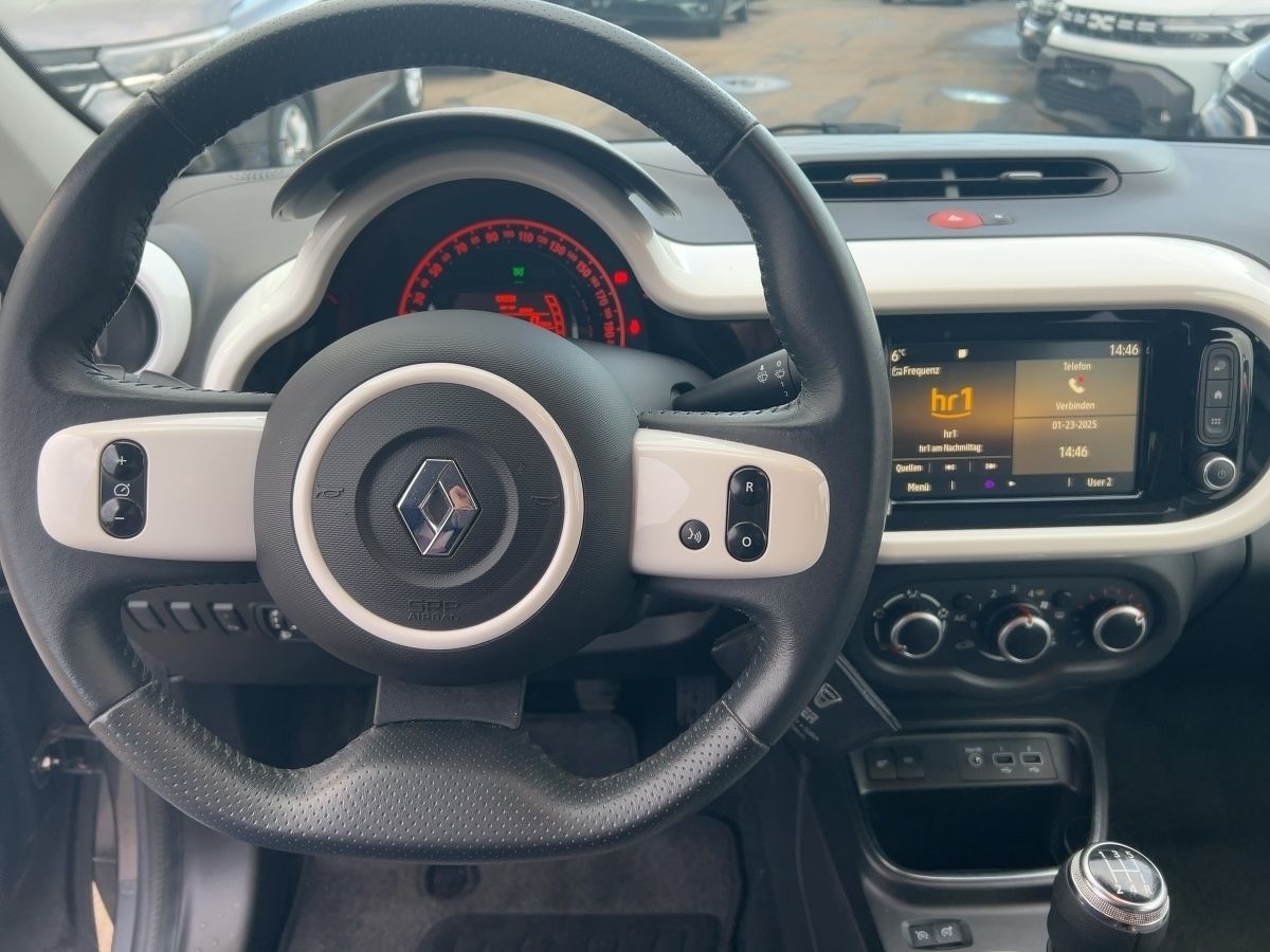 Fahrzeugabbildung Renault Twingo Limited Tce 90 SHZ 7"Touch Tempomat