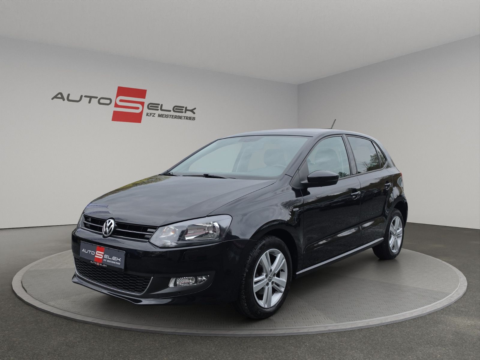 Fahrzeugabbildung Volkswagen Polo V Match 4-TÜRIG SHZ PDC LEDER