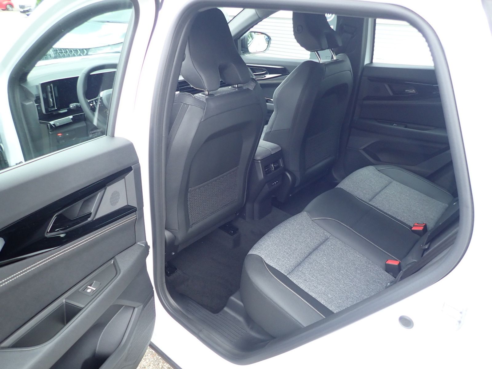 Fahrzeugabbildung Renault Austral Evolution Mild Hybrid 160 Automatik