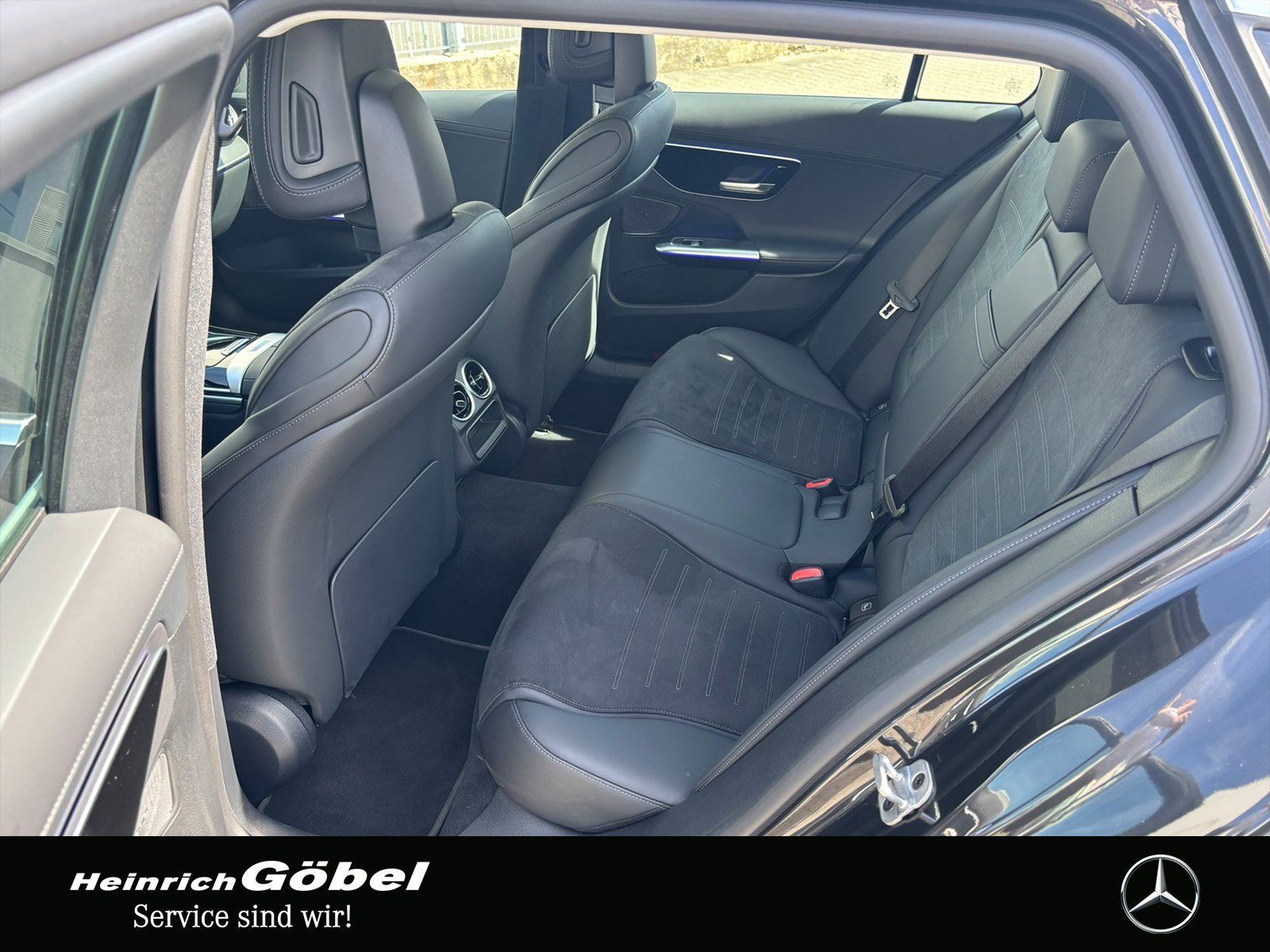 Fahrzeugabbildung Mercedes-Benz C 220 d T Edition AMG*PANO*MEMORY*360°*DISTRONIC