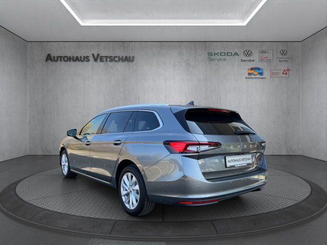 Superb Combi Selection 2.0 TDI DSG Bluetooth LED