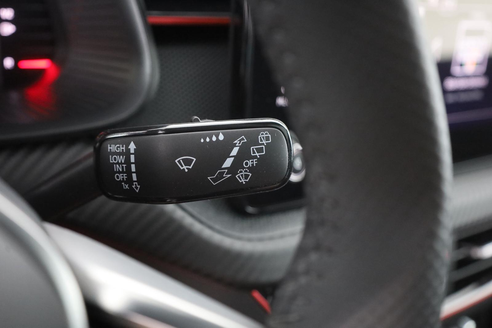 Skoda Scala Monte Carlo 1.5 TSI DSG LED ACC Pano