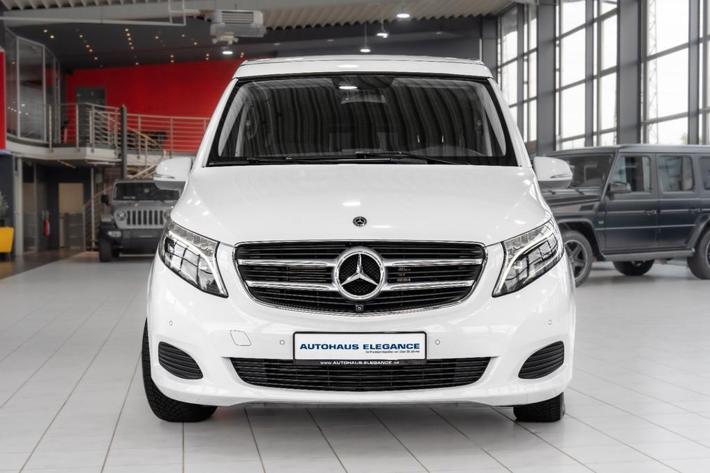 Mercedes-Benz V 220