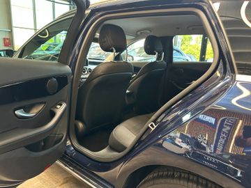 MYAUTOCENTER – Gebraucht- und Jahreswagen mit Werkstattservice in Pfaffenhofen Mercedes-Benz C 180 BlueTec d *Avantgarde*LED*Navi*TÜV*