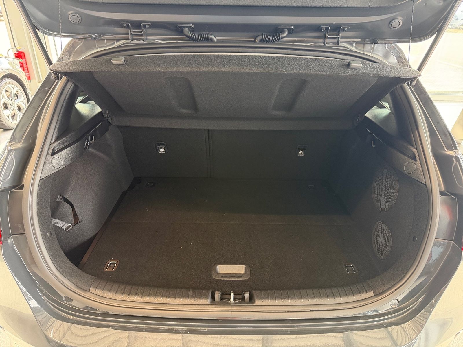 Fahrzeugabbildung Kia CEED_5 1.5T 140 DCT7 PLAT GD