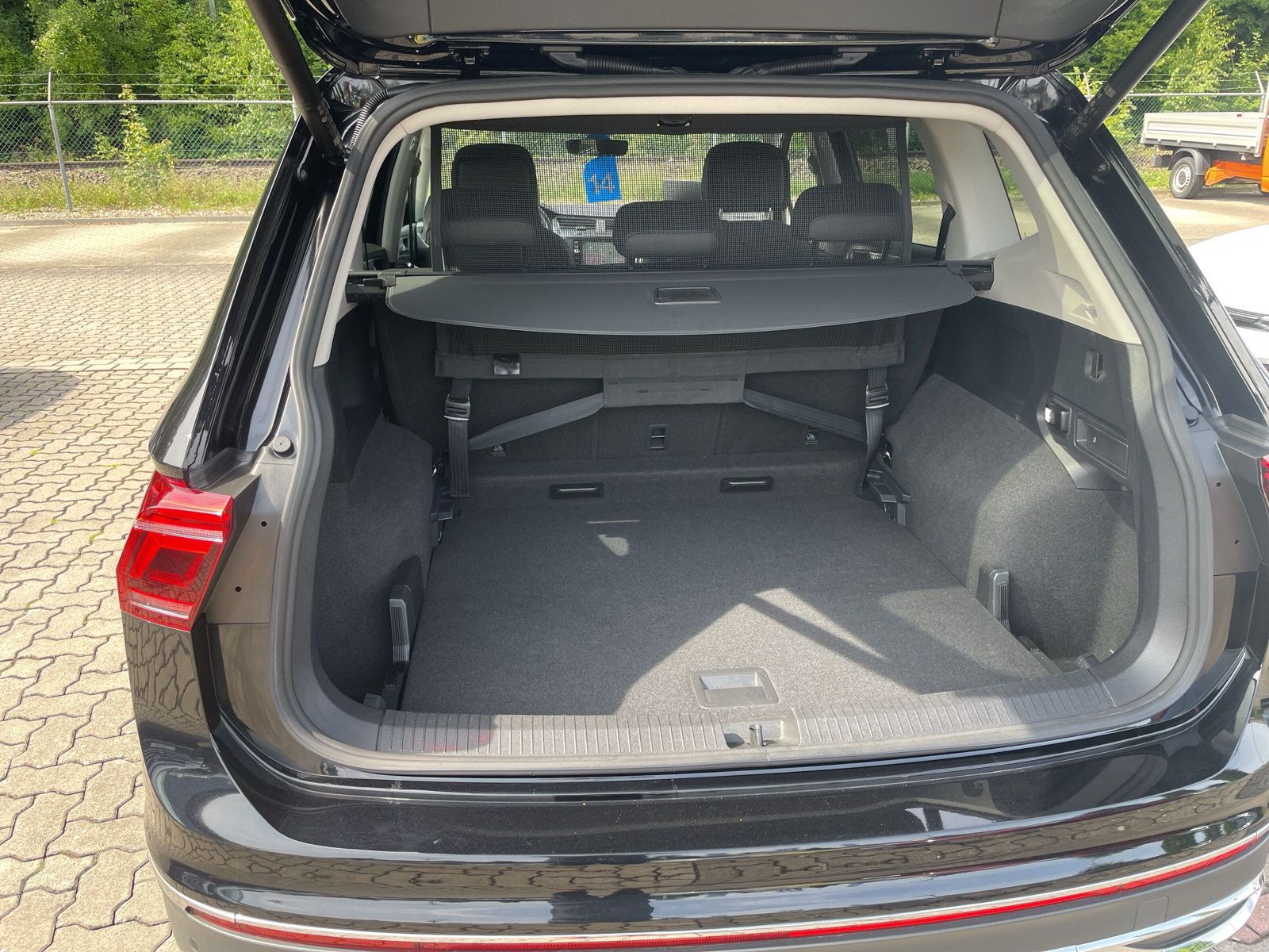Tiguan Allspace Eleg. TSi DSG 4M Navi Standh.