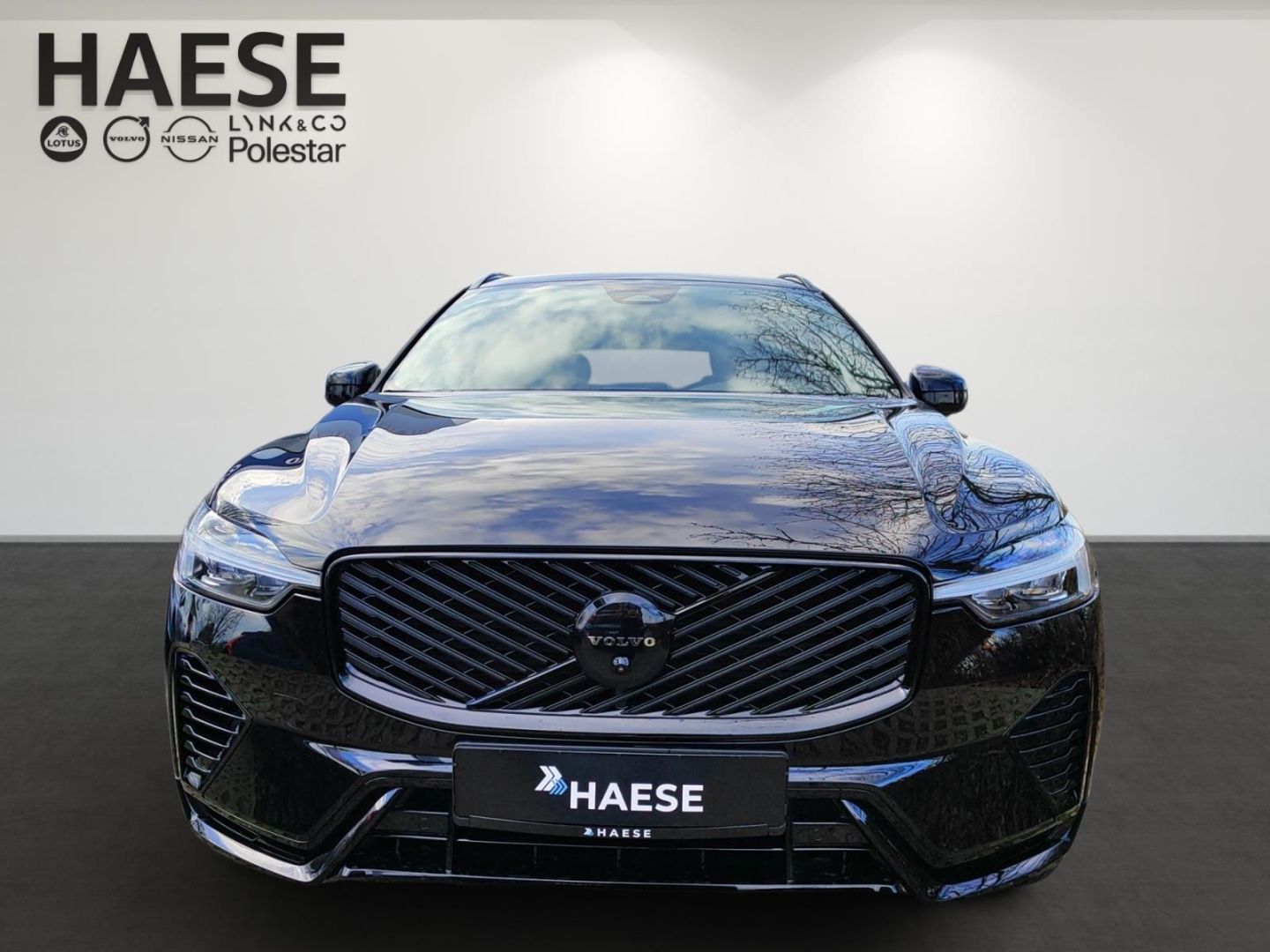 Volvo XC60 Plus Black Edition Recharge Plug-In Hybrid  imagem 2