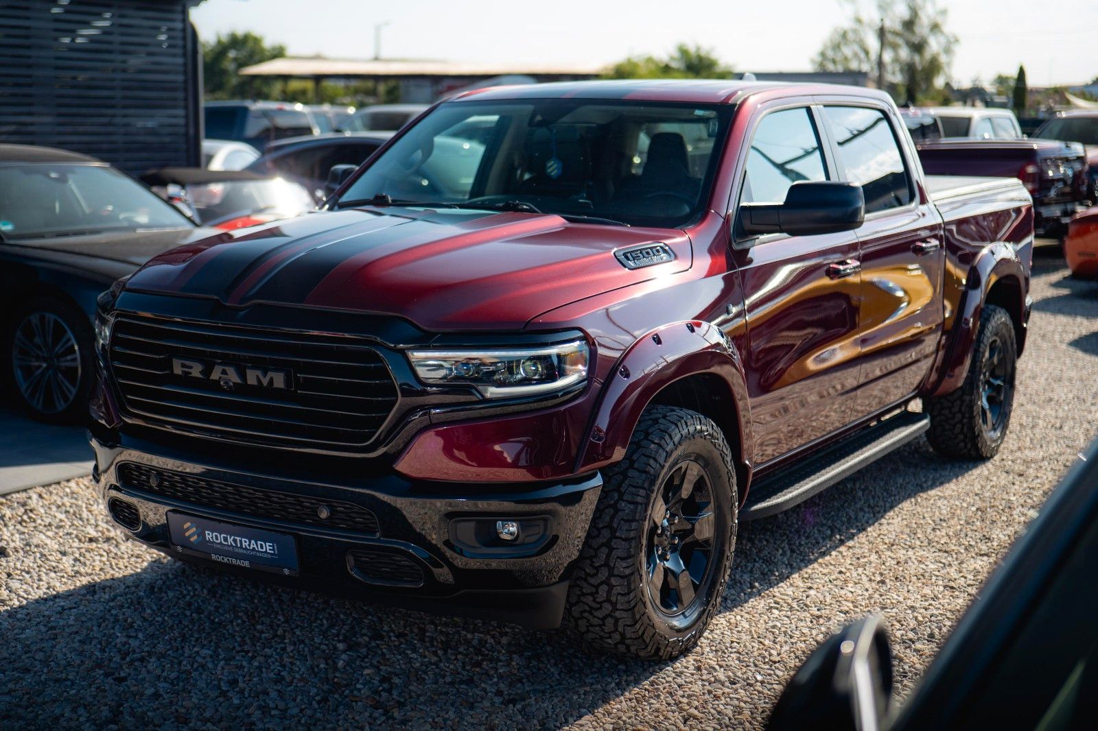 Fahrzeugabbildung Dodge RAM 5.7 V8 HEMI 4x4 OFFROAD Night Limited 19%