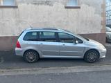 Peugeot 307 SW 140 PS | Panorama | AHK - Peugeot 307 aus 2007: Kombi