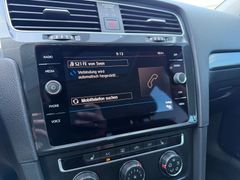 Fahrzeugabbildung Volkswagen Golf VII Lim 1.6 TDI Comfortline *ACC*SHZ*PANO*