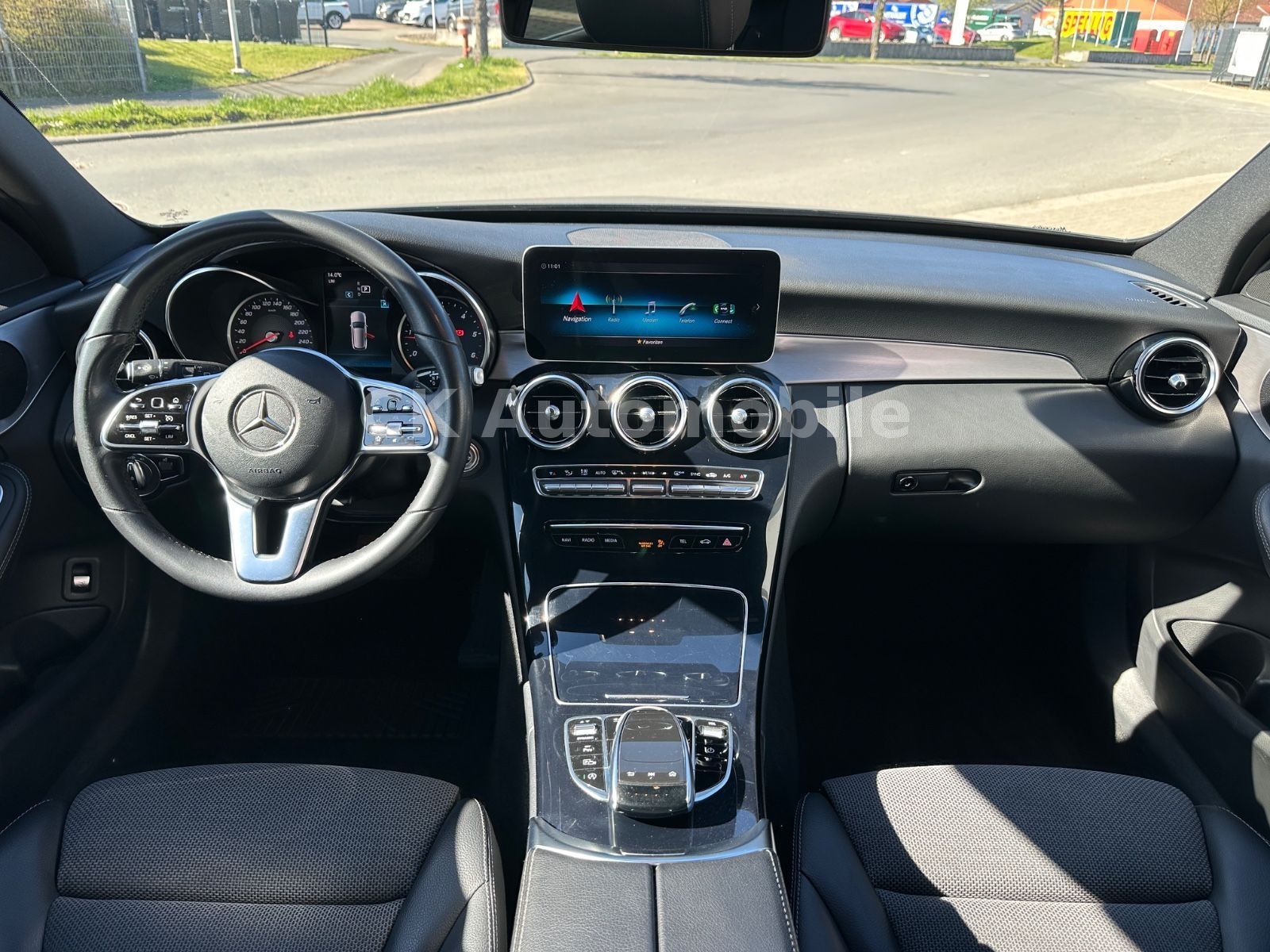 Fahrzeugabbildung Mercedes-Benz C200d T Avantgarde/Navi/LED/Kamera/AHK