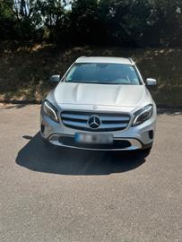 صورة 4 لـ 2014 Mercedes-BENZ GLA