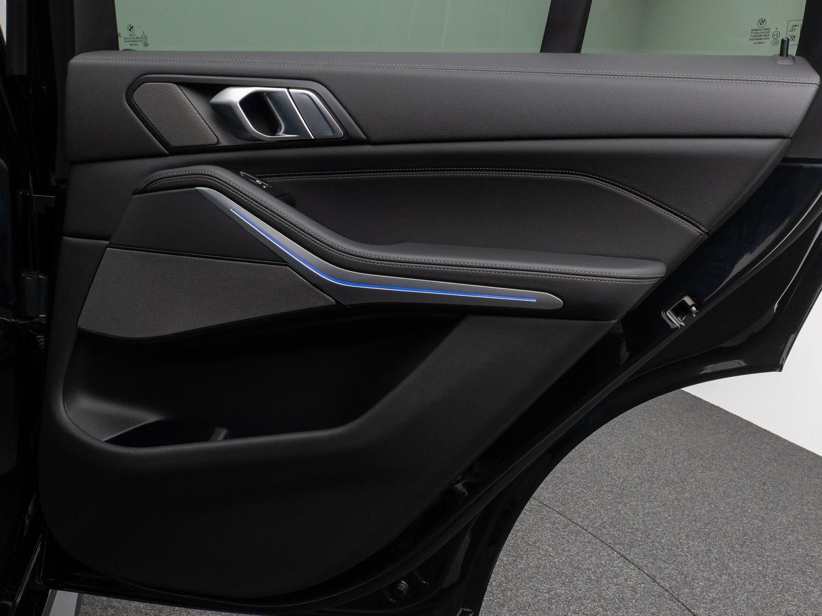 Fahrzeugabbildung BMW X5 xD30d M Sport Panorama Laser 360°HUD DAB H/K