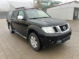 Nissan 3.0 dCi V6 Double Cab Hardtop/Automatik/Klima - Nissan Navara: Double Cab