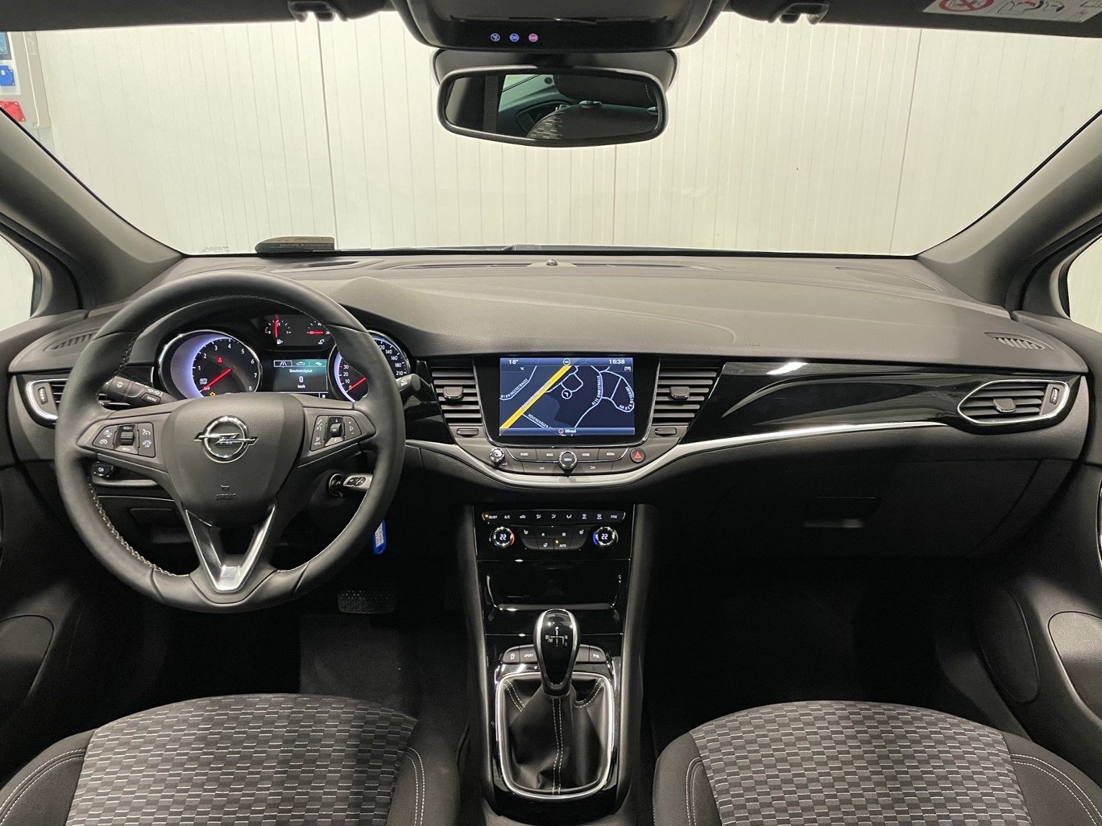 Astra K Dynamic 1.0 Turbo NAVI TEMPOMAT