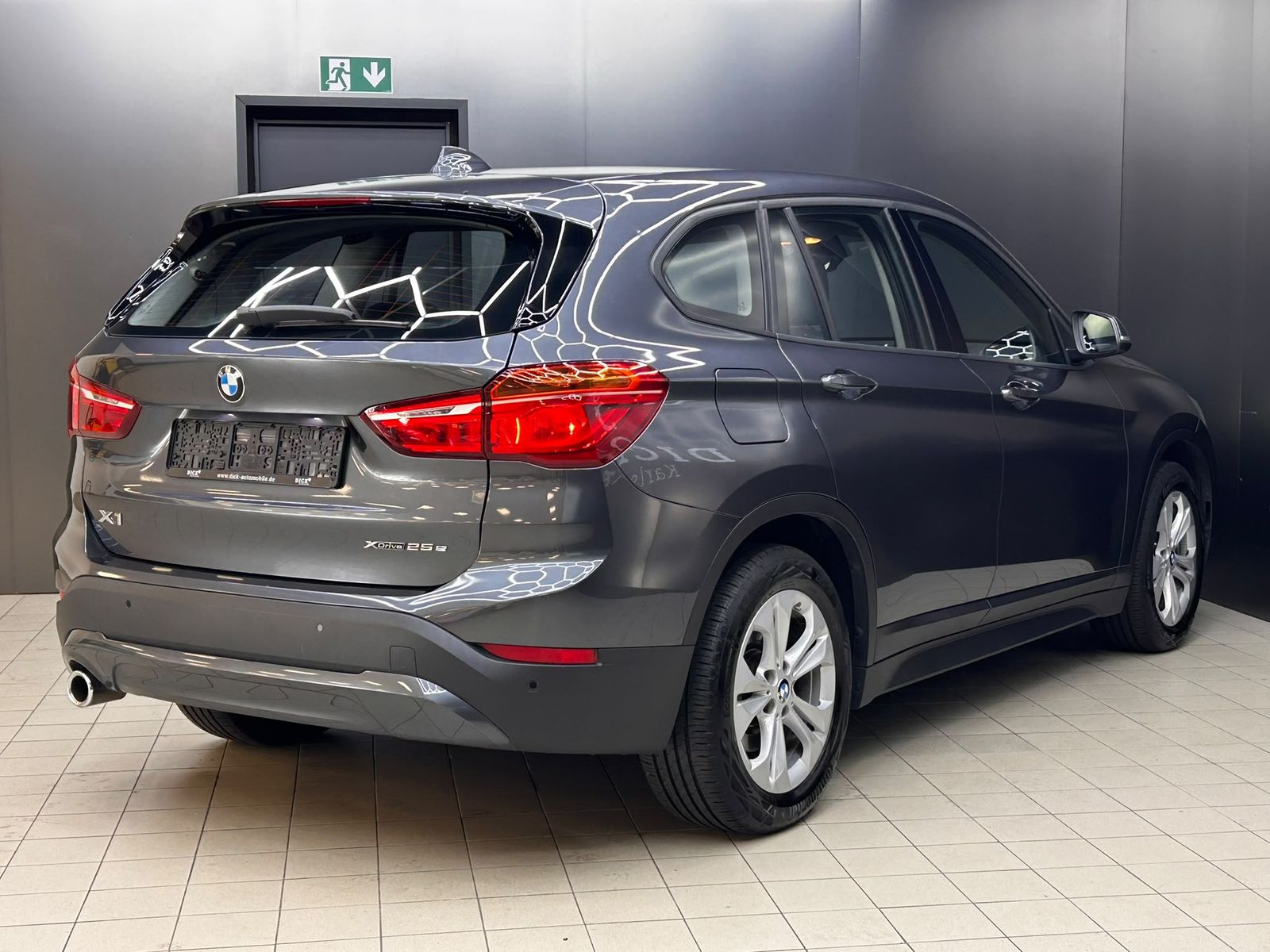 Fahrzeugabbildung BMW X1 25e xDr Advant LEDER+LED+NAVI+SHZ+ACC+PDC+MF+