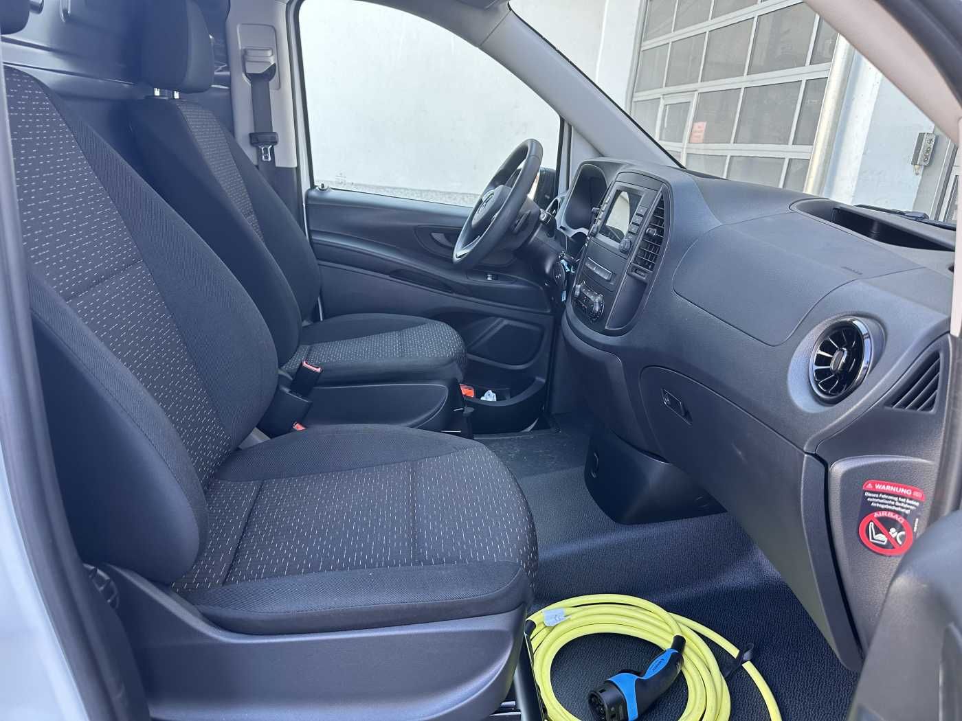 Fahrzeugabbildung Mercedes-Benz eVito 112 Klima Kamera Audio 30 Sitzheiz Tempom.