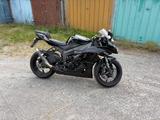 Kawasaki Ninja ZX-6R - KAWASAKI 2010 ZX6R