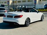Mercedes-Benz E 250 Cabrio *AMG-LINE*NIGHT*AIRSCARF*LEDER*CAM* - Mercedes-Benz E 250 mit Benzin-Antrieb: Leder, Navigationssystem