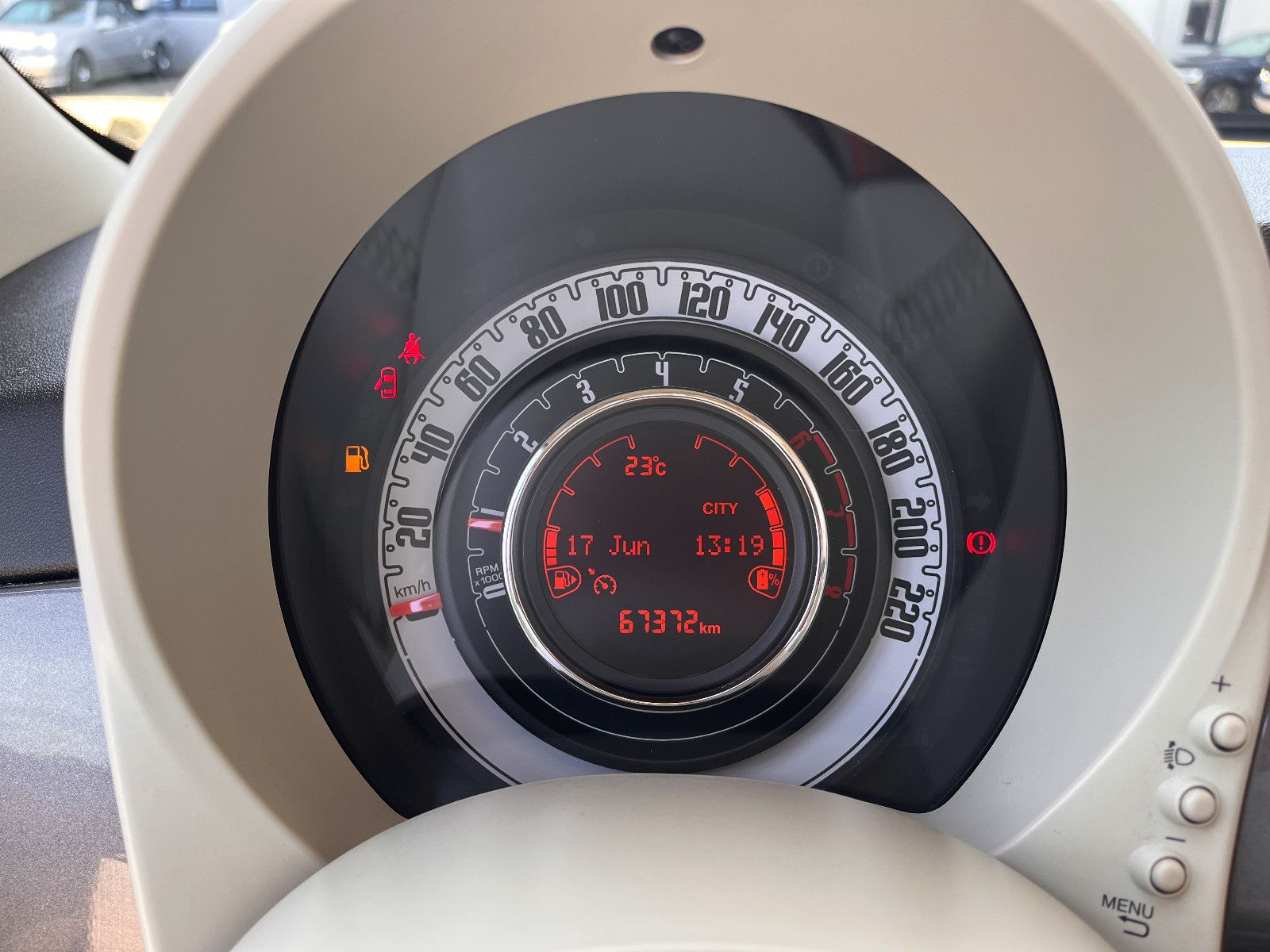 Fahrzeugabbildung Fiat 500C Lounge