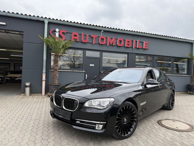 BMW 740d LCI xDrive*MEGA VOLL AUSSTATTUNG*NightVisio