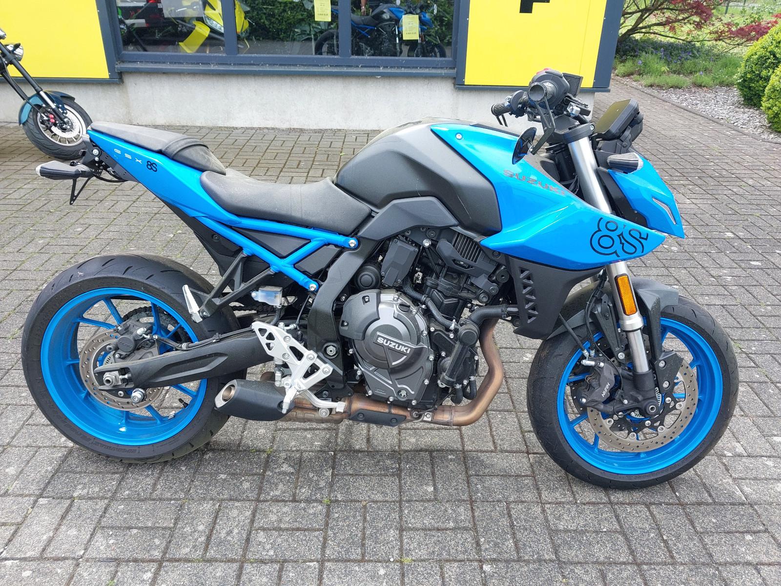 Suzuki GSX 8S