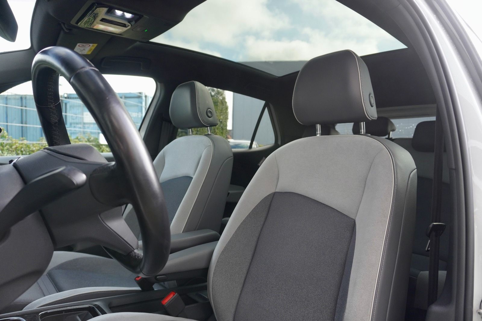 Volkswagen ID.3 First Max 58 kWh | Panorama | SOH: 91% imagem 3
