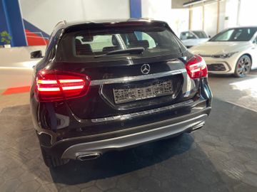 Mercedes GLA 180 - 10