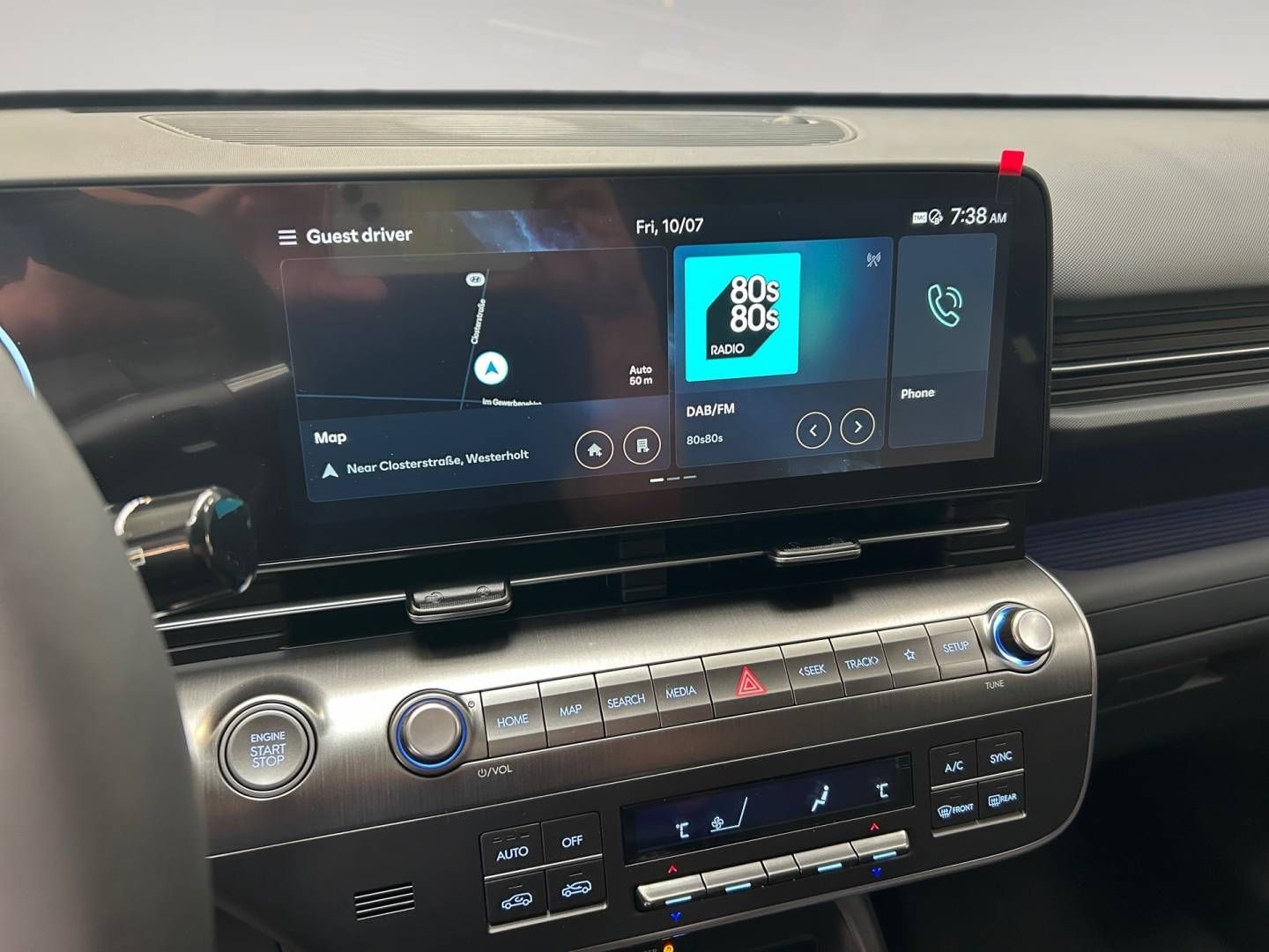 Fahrzeugabbildung Hyundai KONA 1.6 T-GDI (150 PS) Prime Teilleder, Navi, L