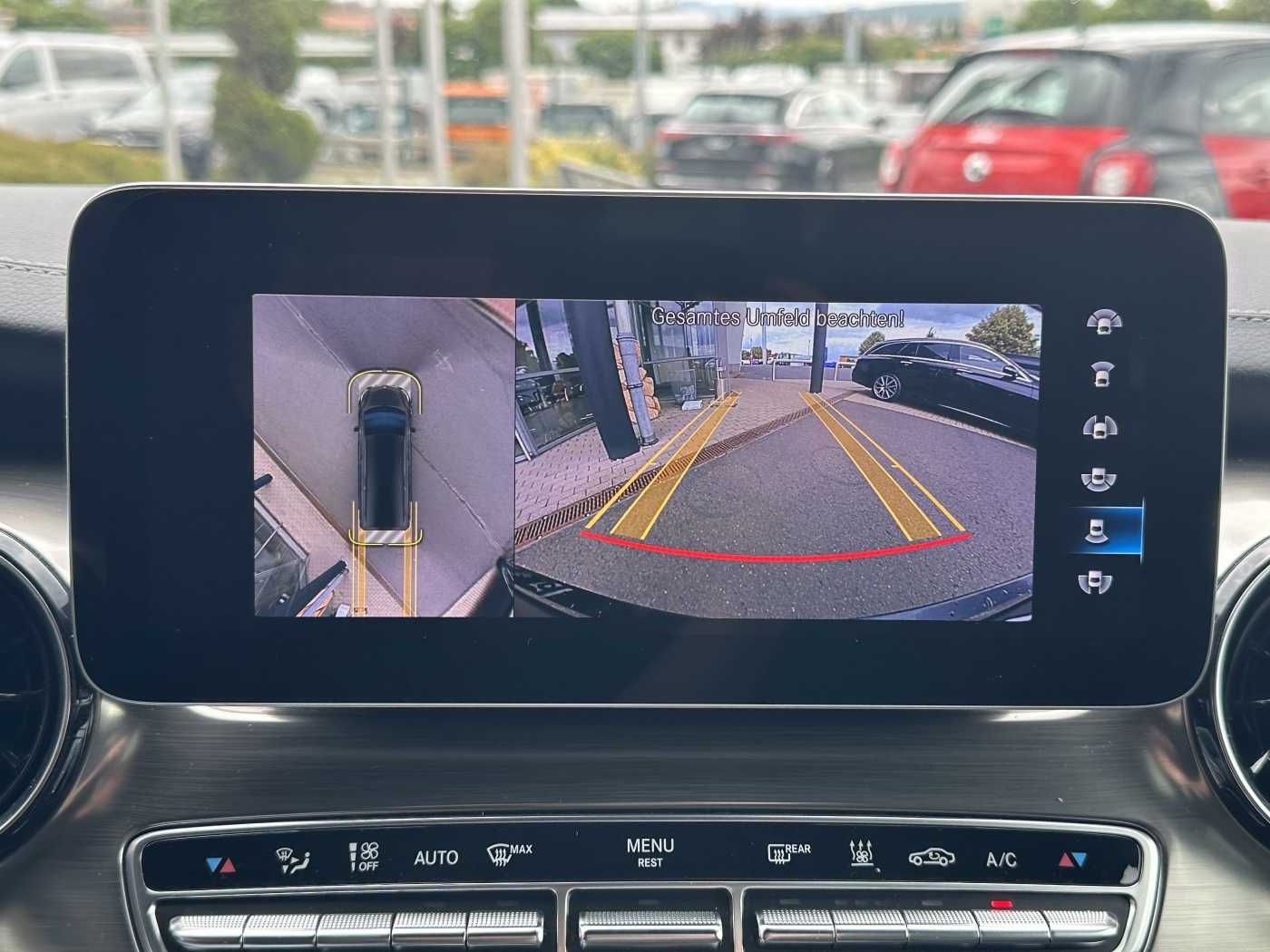 Fahrzeugabbildung Mercedes-Benz V 300 d 4MATIC EXCLUSIVE AMG Panorama DISTRONIC