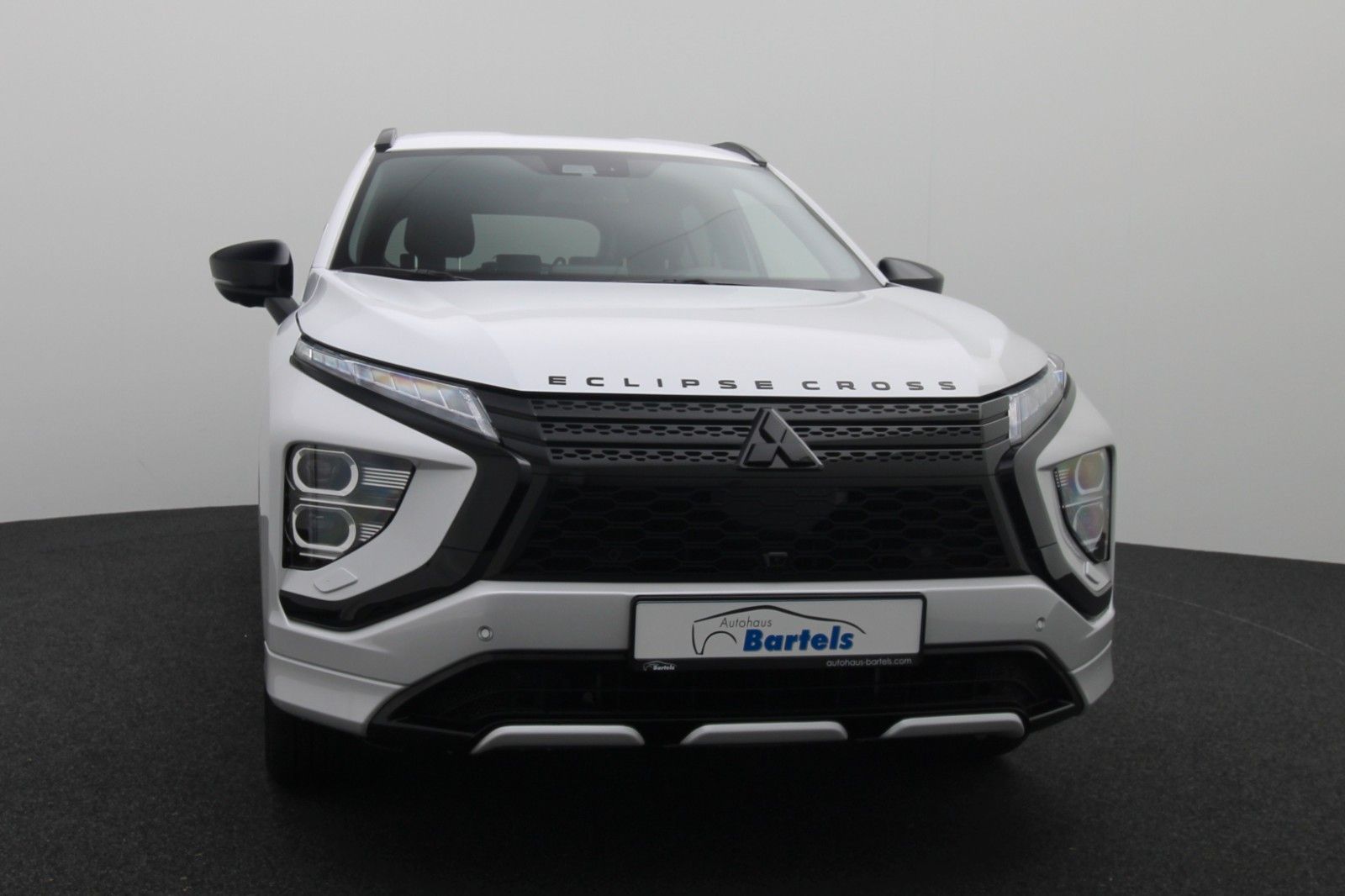 Fahrzeugabbildung Mitsubishi Eclipse Cross Plus Select Black Hybrid 4WD