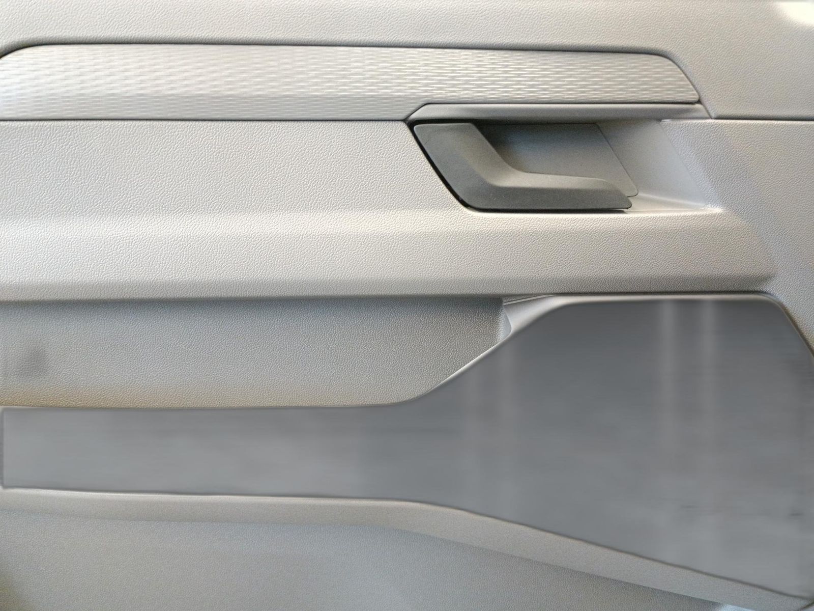 Volkswagen T7 Transporter - Bild 16