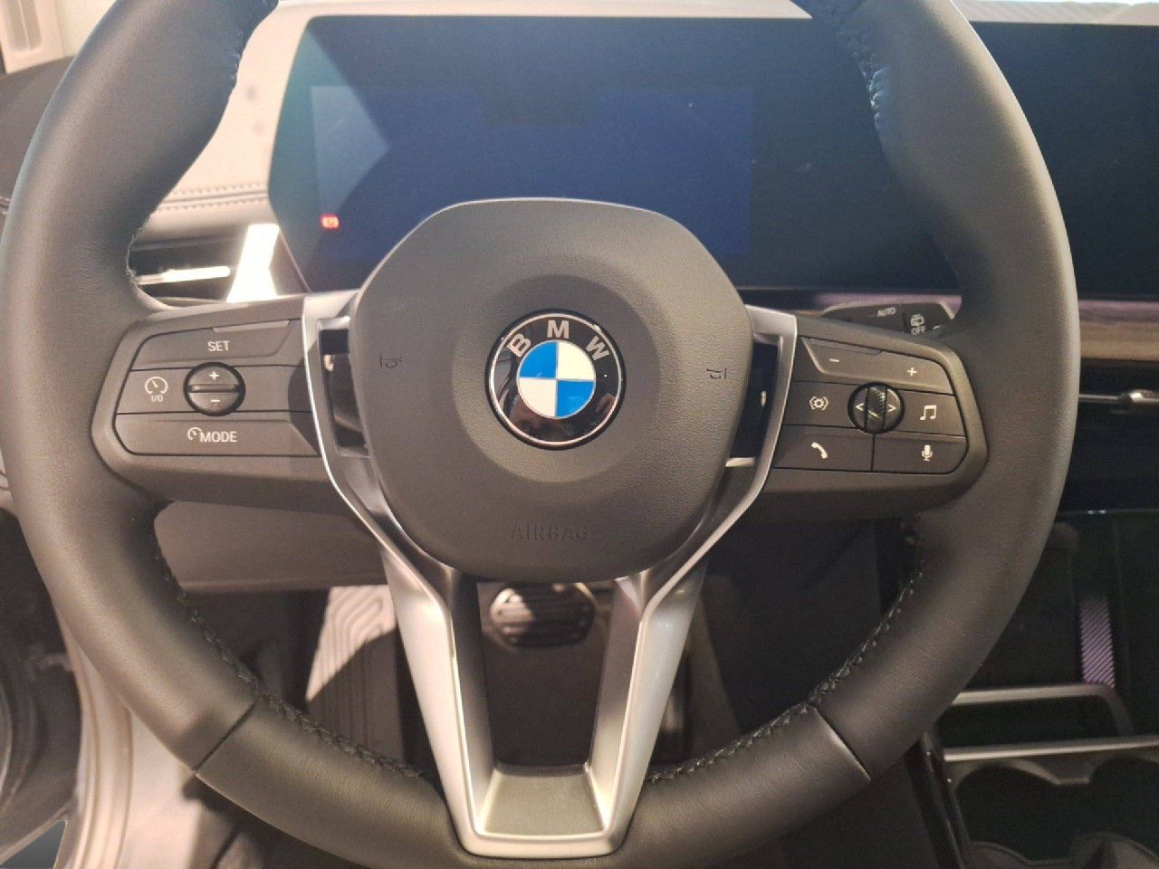 BMW 220 - Bild 17
