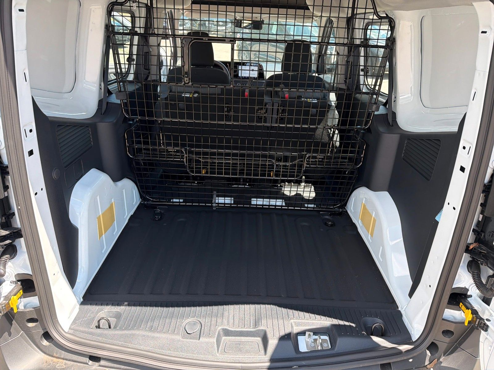 Fahrzeugabbildung Ford Transit Courier Trend Doppelkabine