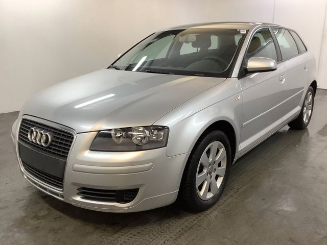 Audi A3 Sportback1.6 FSI Ambiente/1.Hand/Sehr Sauber