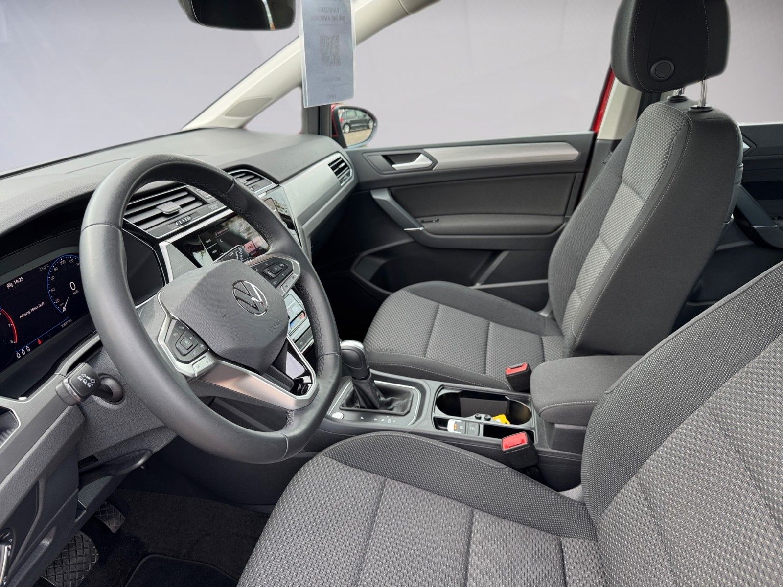 Fahrzeugabbildung Volkswagen Touran Comfortline 1.5 TSI
