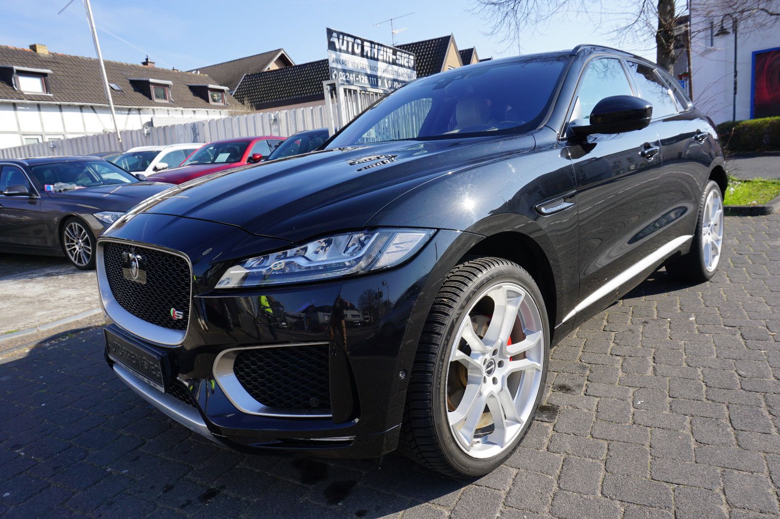 Jaguar F-Pace - 1