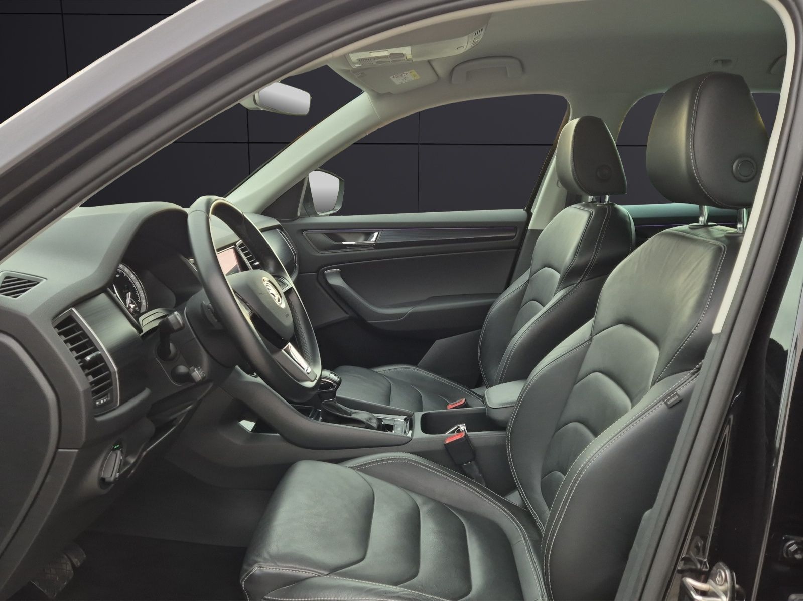 Fahrzeugabbildung SKODA Kodiaq TSI Soleil DSG 4x4 Standhzg. Navi ACC RFK