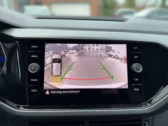 T-Cross 1.0 TSI Life R-Line Sitzh. Beats Kamera