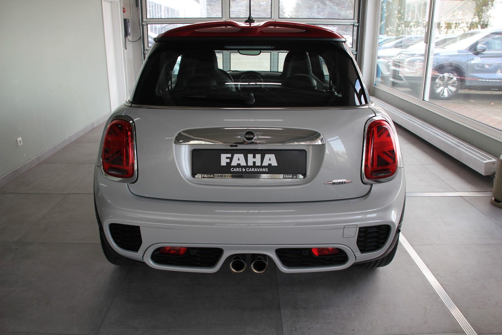 Fahrzeugabbildung MINI John Cooper Works