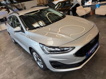 MYAUTOCENTER – Gebraucht- und Jahreswagen mit Werkstattservice in Pfaffenhofen Ford Focus *KEYLESS*TEMPO*SIHZ*LKHZ*NAVI*LED*