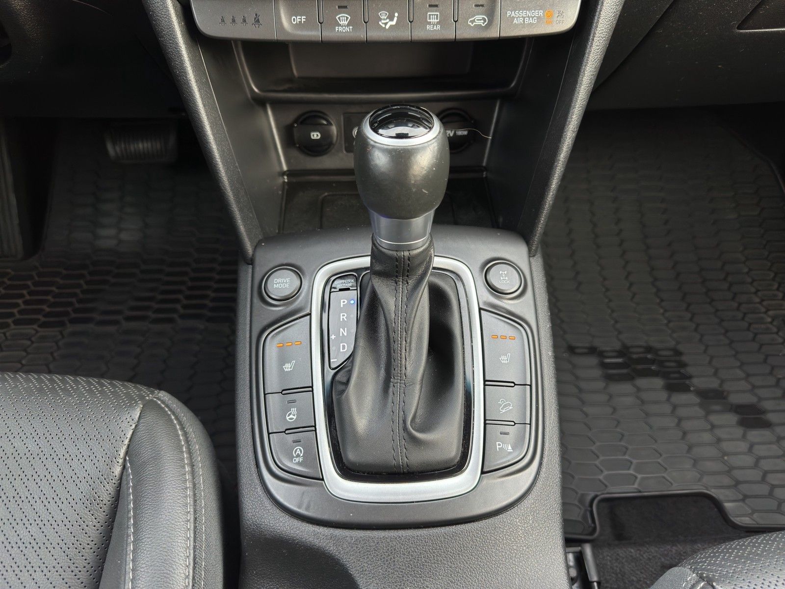 HYUNDAI KONA 1.6 T-GDI Premium 4WD AUTOMATIK / LEDER / H - Image 13