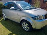 Audi A2 1.6 TSI - Audi A2 mit Benzin-Antrieb: Kleinwagen, 1.6