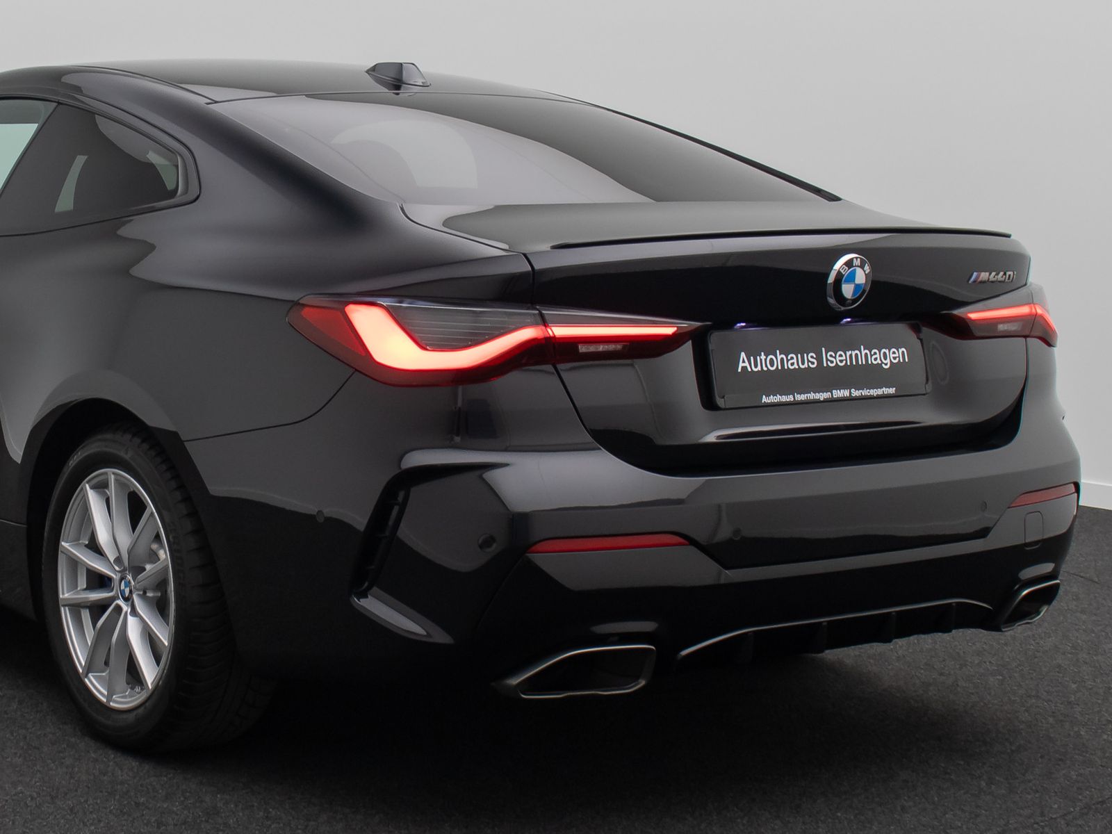Fahrzeugabbildung BMW M440i xD Coup&eacute; Laser HUD Kamera DAB HiFi Komfort