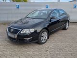 Volkswagen VW Passat 2.0TDI Comfortline*AHK*Sitzh.*Kl... - Volkswagen Passat aus 2010: TDI