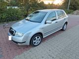 Skoda Fabia 1.4 55 kW  - NAGELNEUER TÜV - Skoda Fabia aus 2003: 1.4