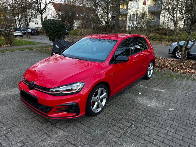 Volkswagen Golf 2.0 TSI GTI GTI