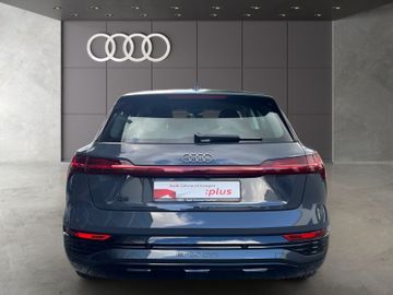 Audi Q8 e-tron - 6