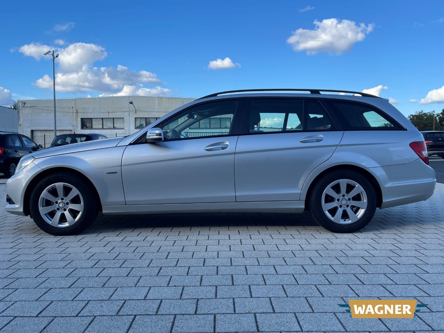 Fahrzeugabbildung Mercedes-Benz C 180 T CDI BlueEfficiency DPF Sitzheizung