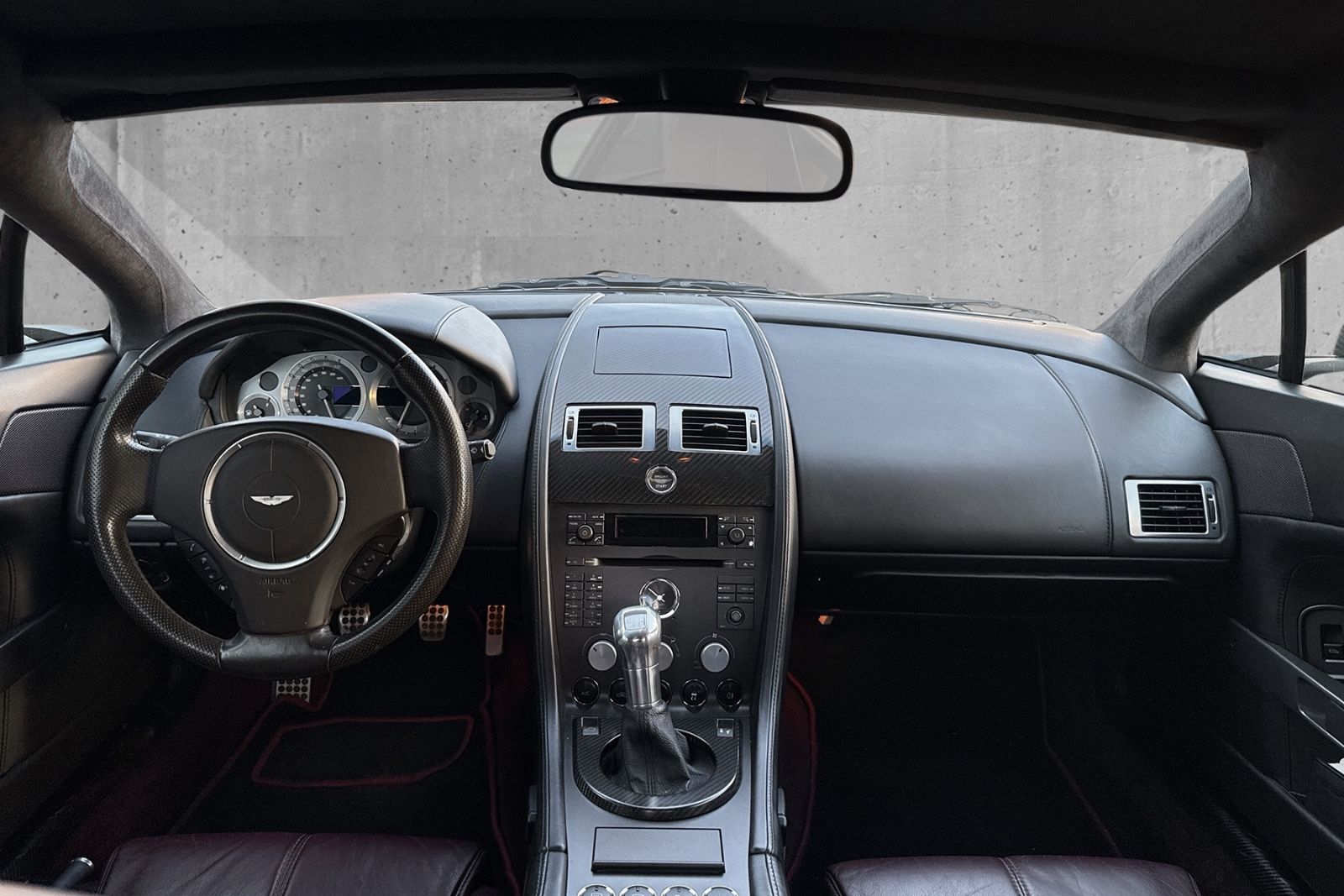 Fahrzeugabbildung Aston Martin V8 Vantage*Handschalter*Deutsches Auto